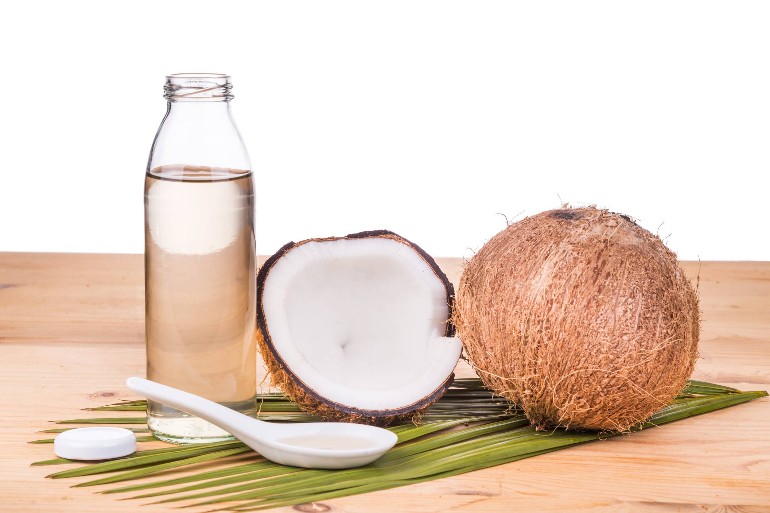 Coconut Virgin Oil With Half Aplit Coconut